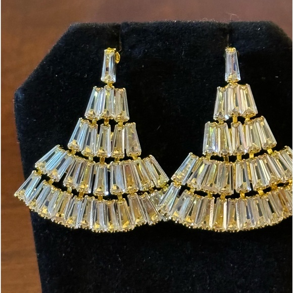 Vintage Inspired Fan shaped, Geometric Rhinestone, Crystal Drop Earrings - Picture 4 of 6